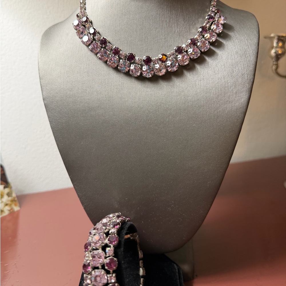 Magnificent purple lavender, pink crystals necklace, just on time for parties 🥳🥂